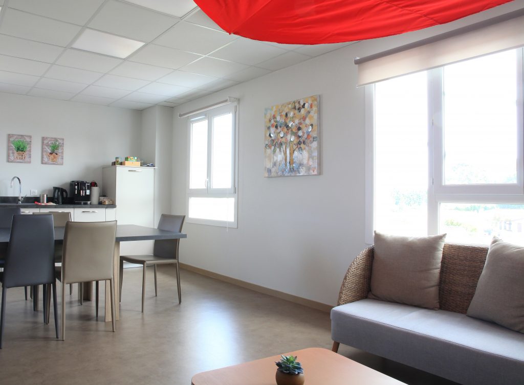 Anne Lise T Architecte Dinterieur Mios Ameublement Et Decoration Dun Cabinet Comptable – Marcheprime 10