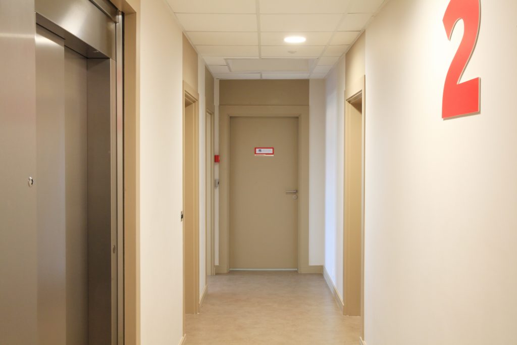 Anne Lise T Architecte Dinterieur Mios Decoration Des Espaces Communs Dun Immeuble De Bureaux – Marcheprime 16