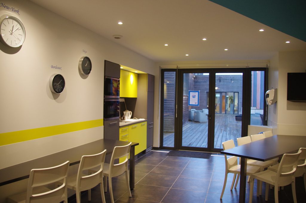 Anne Lise T Architecte Dinterieur Mios Decoration Et Agencement Dune Salle De Repas Et De Repos Dune Entreprise – Begles 2